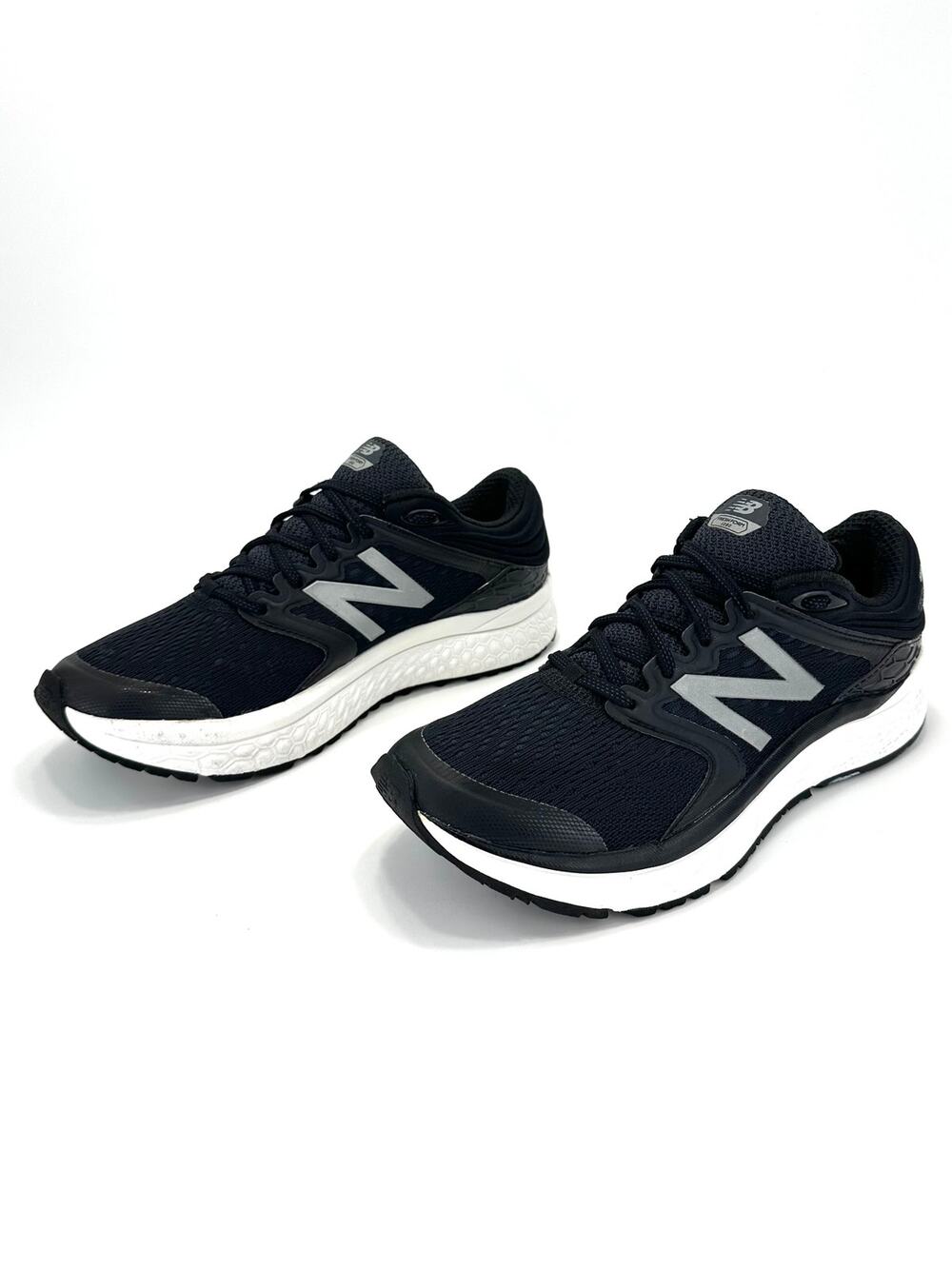New Balance Fresh Foam 1080 Women Running Shoes/Sneakers Size 9.5 Black/White